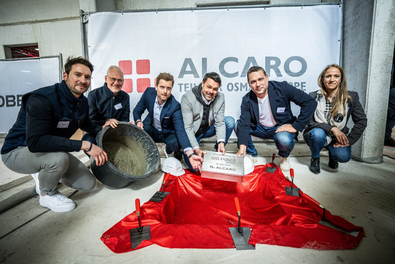 ALCARO Invest feiert Grundsteinlegung des Log Plaza Greven