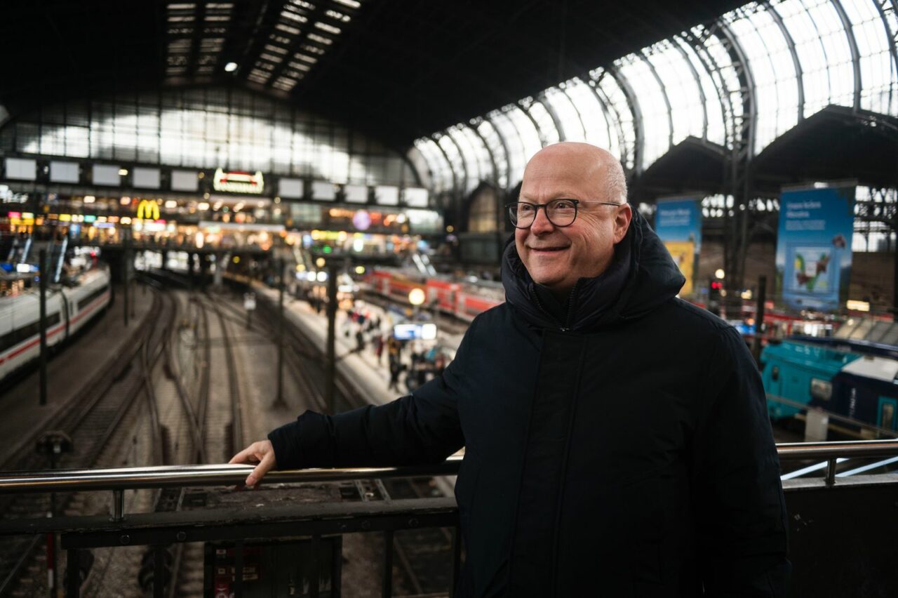 Michael Theurer, Besuch Hamburger Hauptbahnhof in Dezember 2023